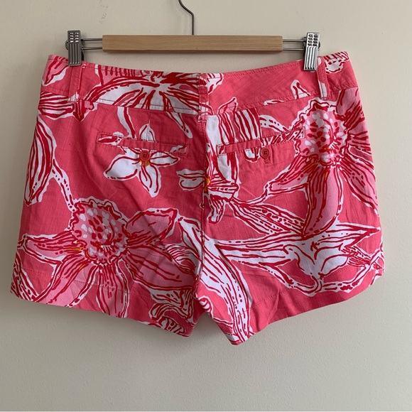 Lilly Pulitzer shorts . - Picture 3 of 4